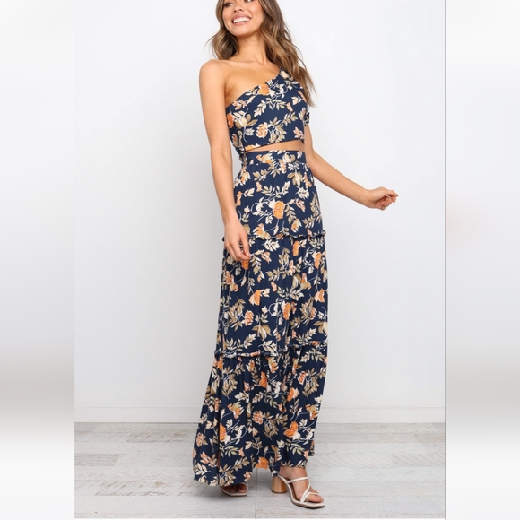 Petal and Pup Daeville Skirt - Picture 2 of 8